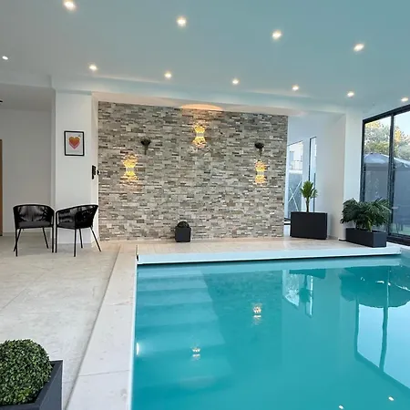 Apartmán Sublime Loft Piscine Interieure
