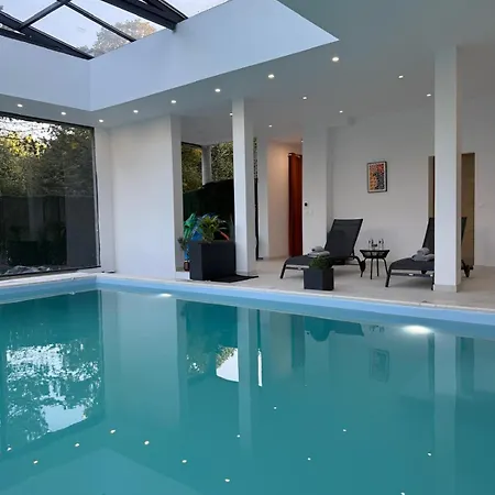 Sublime Loft Piscine Interieure