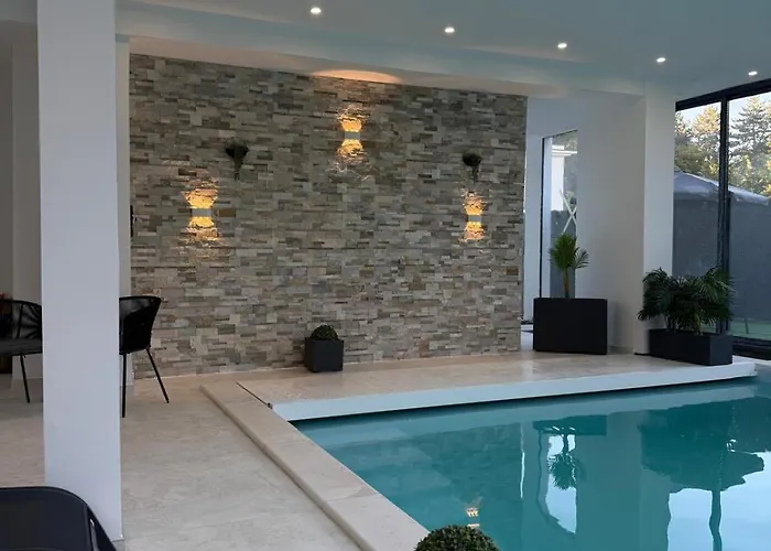 Sublime Loft Piscine Intérieure Apartamento Versalles